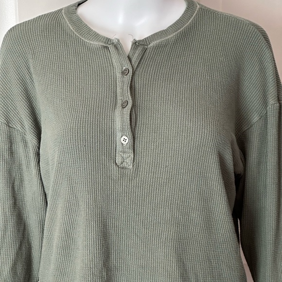 Stateside Waffle Knit Boxy Henley - Picture 2 of 8